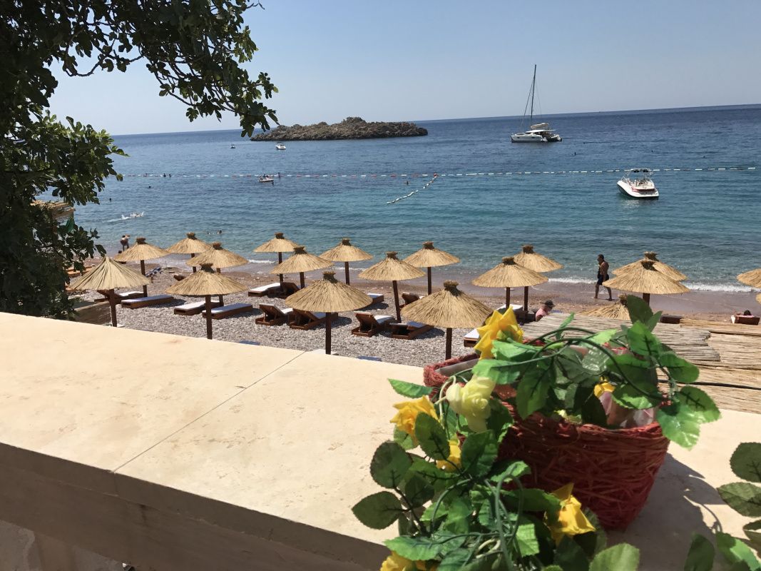 Flat in Sveti Stefan, Montenegro, 80 m² - picture 13