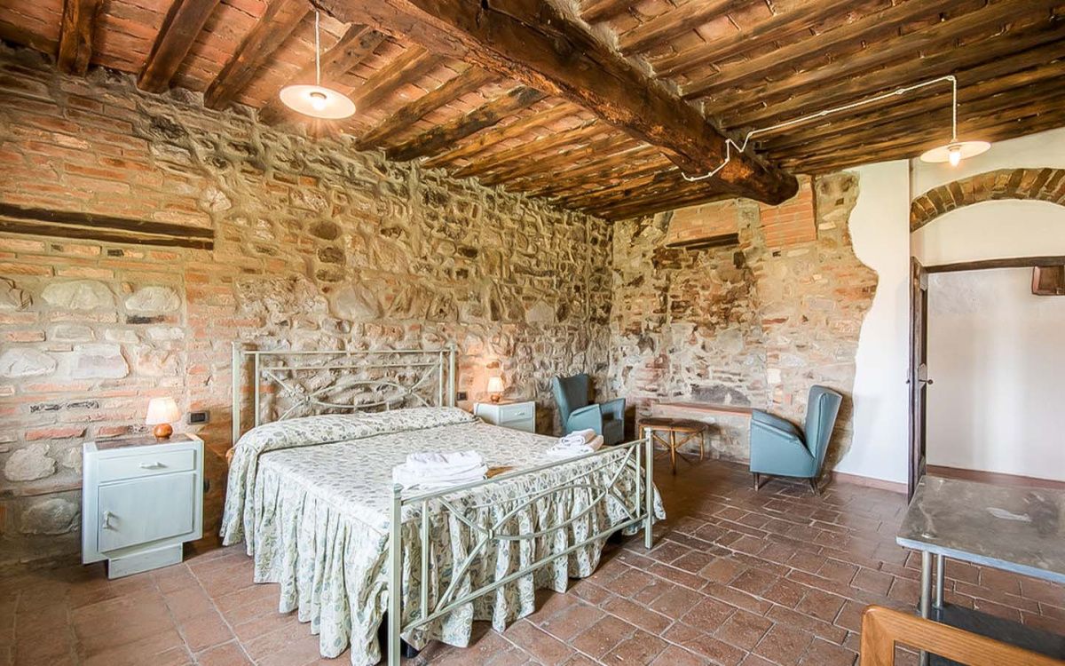 Manor in Volterra, Italy, 3 500 m² - picture 13