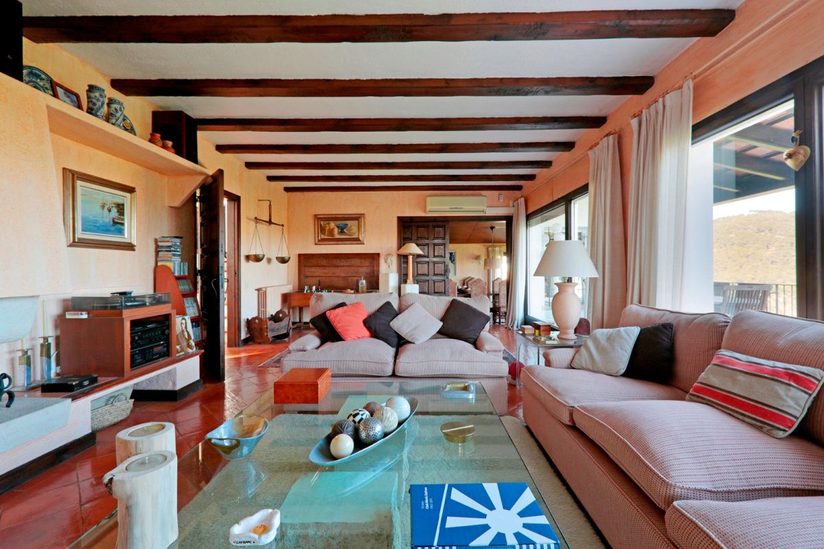 Casa en la Costa Brava, España, 455 m² - imagen 13