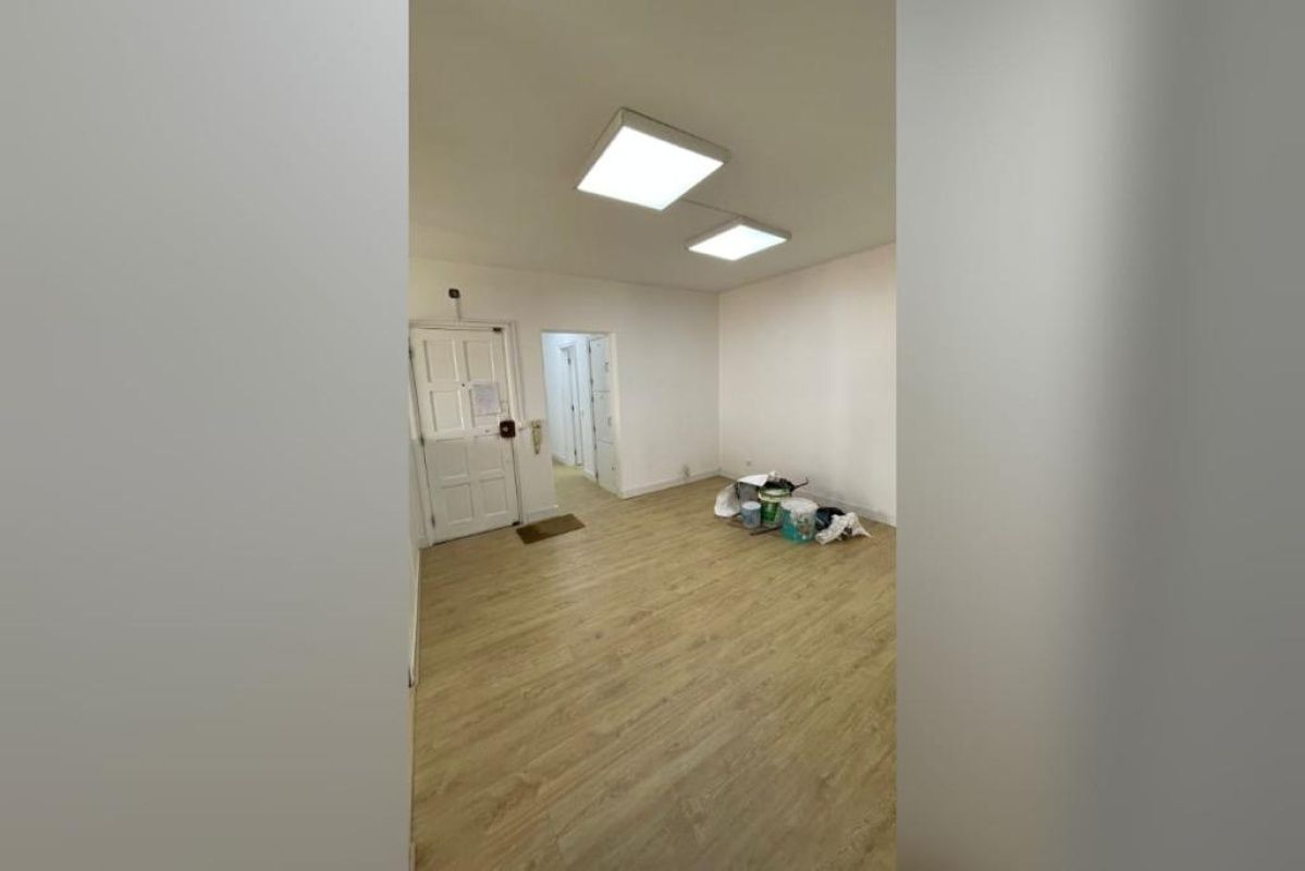 Office in Cascais, Portugal - picture 13