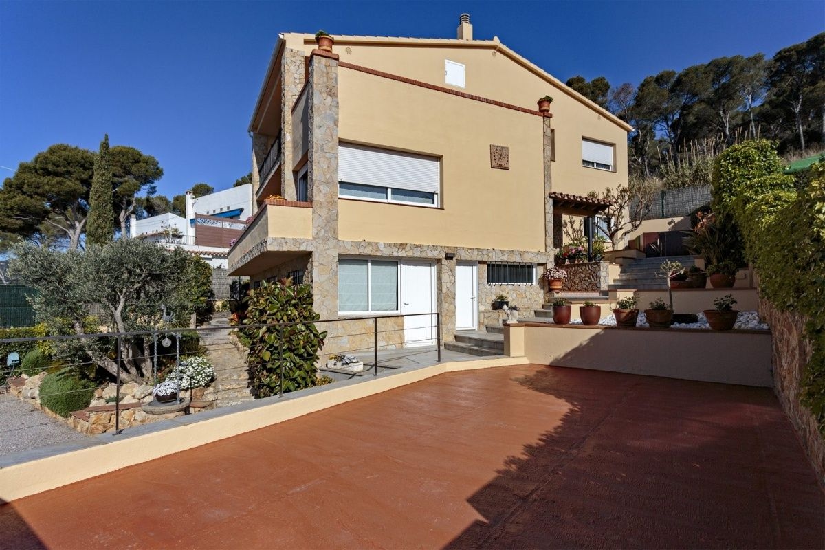 House on Costa Brava, Spain, 202 m² - picture 13