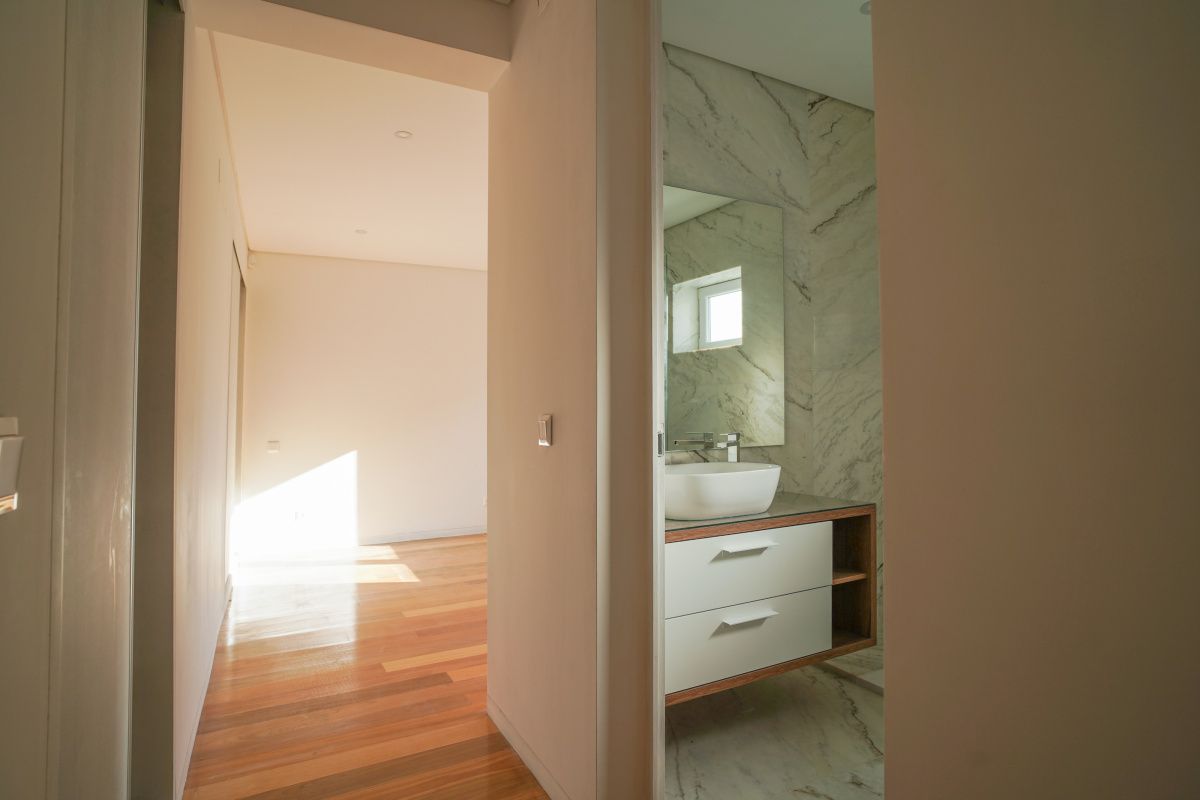 Maison à Vila Nova de Gaia, Portugal, 385 ares - image 14