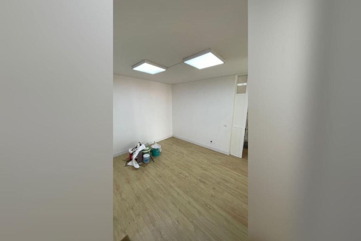 Office in Cascais, Portugal - picture 14