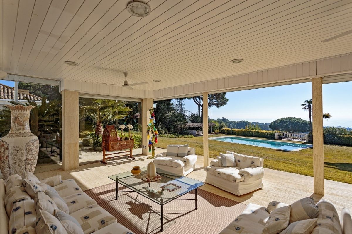 House on Costa del Maresme, Spain, 1 344 m² - picture 14