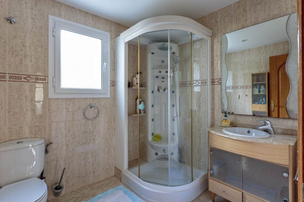 Casa en la Costa Brava, España, 386 m² - imagen 14