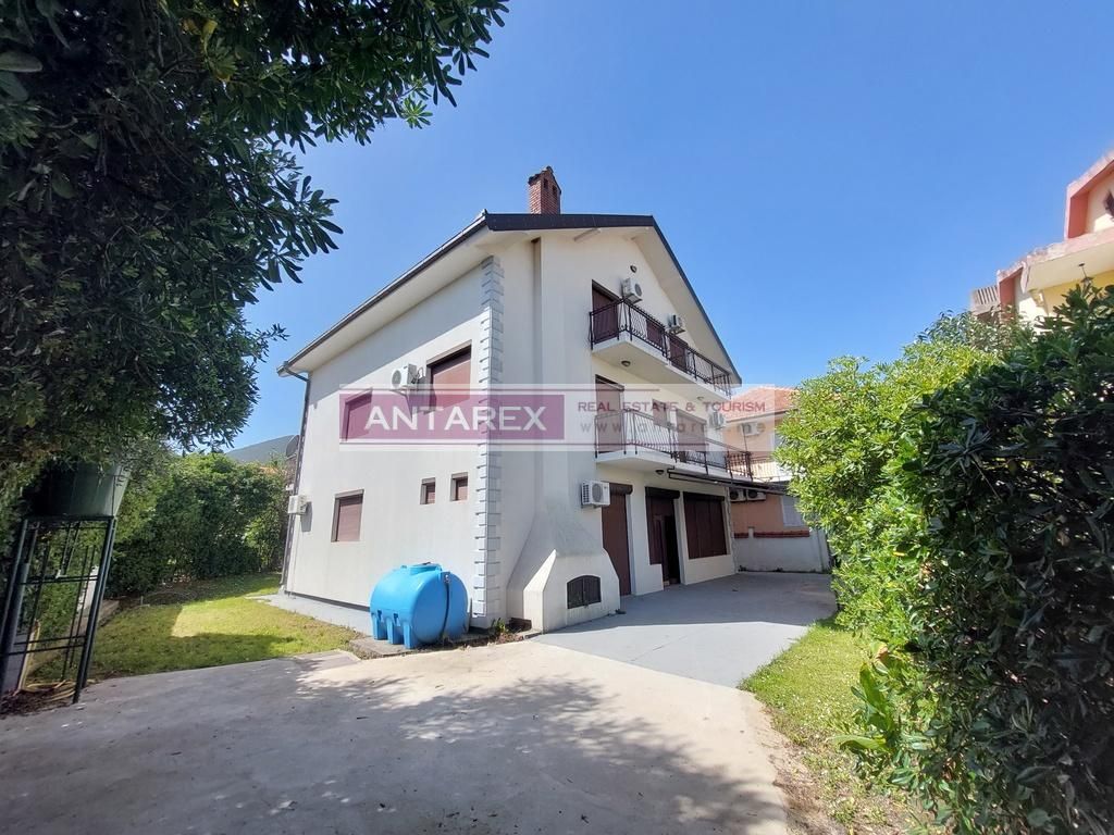 Villa in Bijela, Montenegro, 314 m² - picture 14