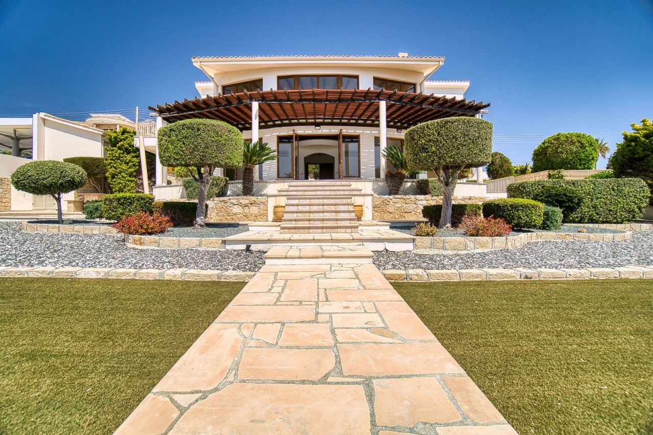 Villa à Paphos, Chypre, 260 m² - image 1