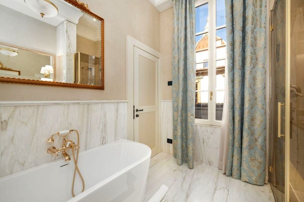 Piso en Florencia, Italia, 136 m² - imagen 7