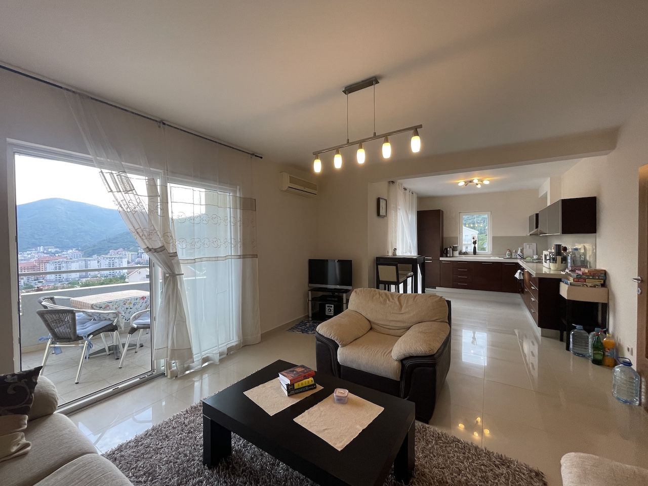 Appartement à Budva, Monténégro, 76 m² - image 1