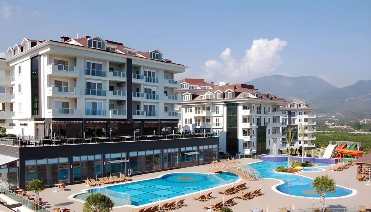 Flat in Alanya, Turkey, 230 m² - picture 1