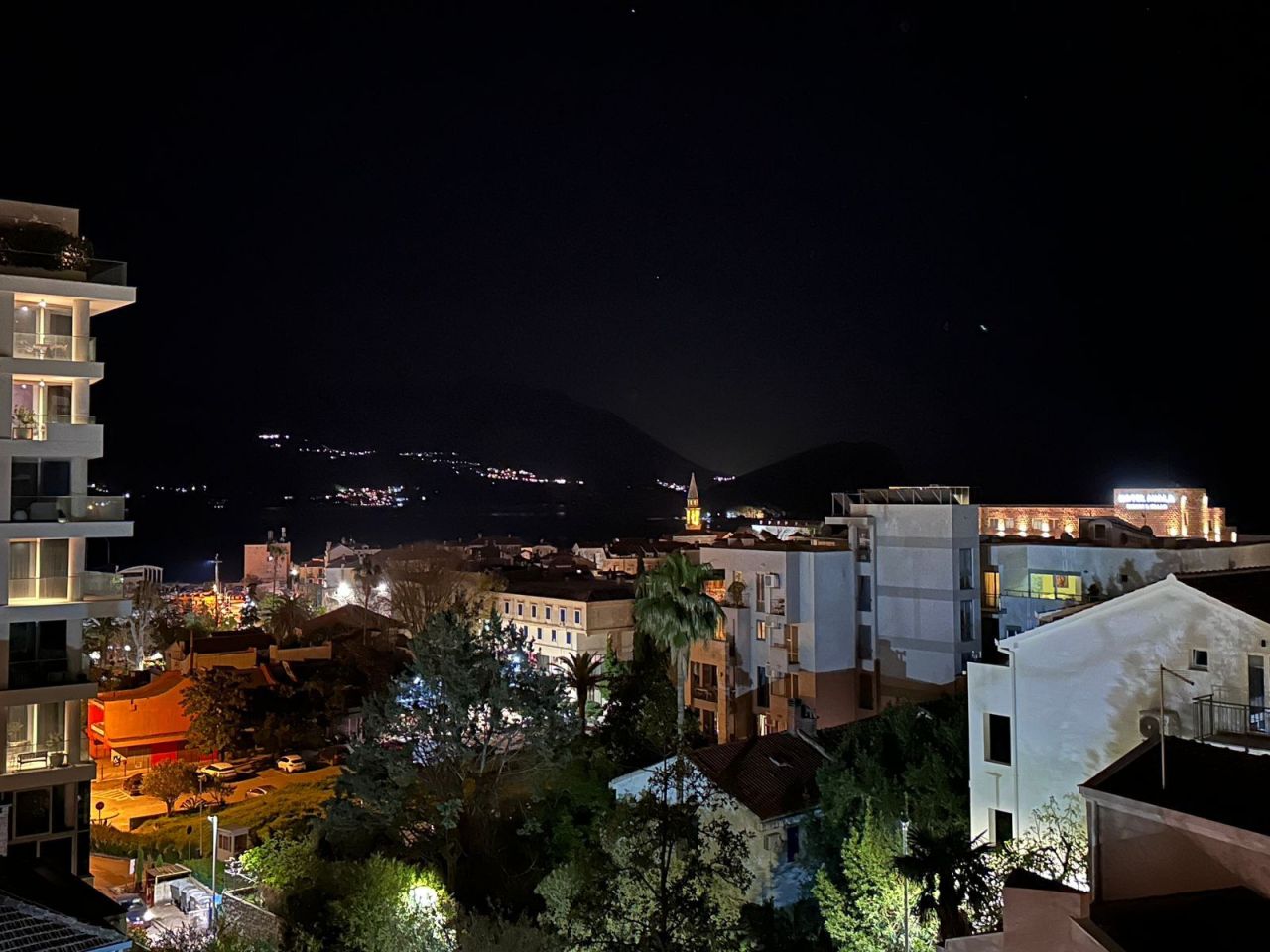 Piso en Budva, Montenegro, 61 m² - imagen 11