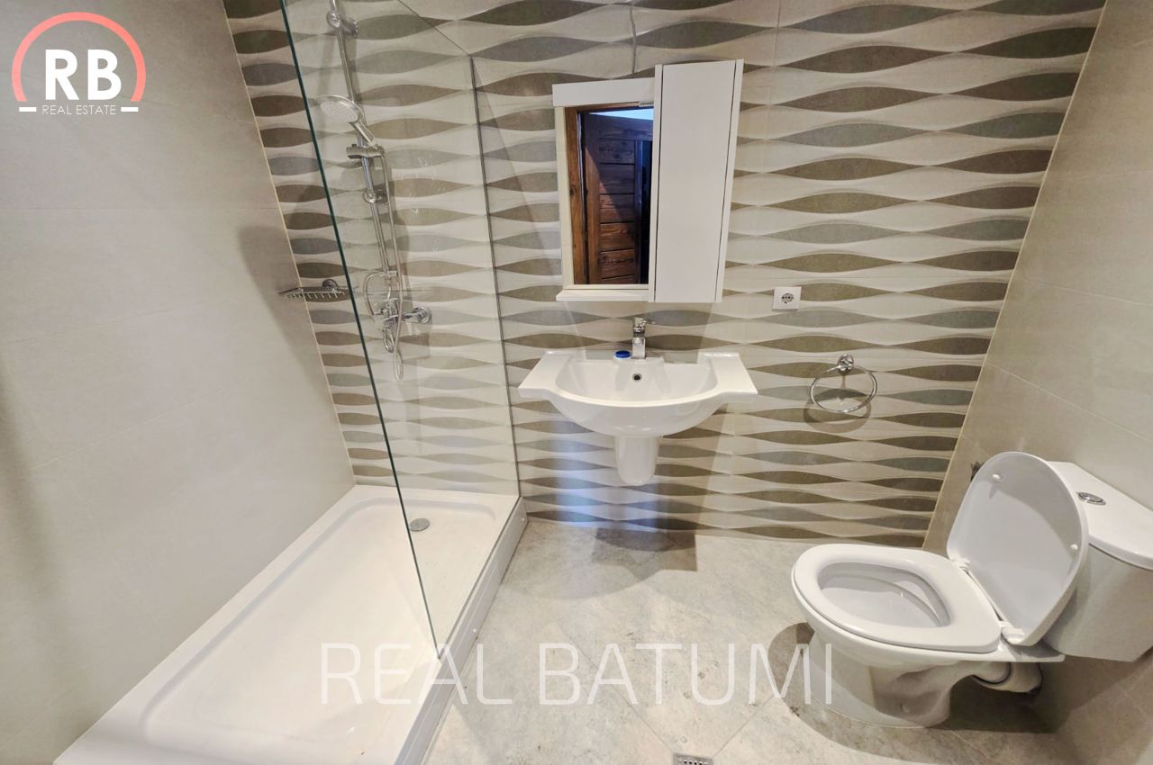 Flat in Batumi, Georgia, 73.1 m² - picture 7