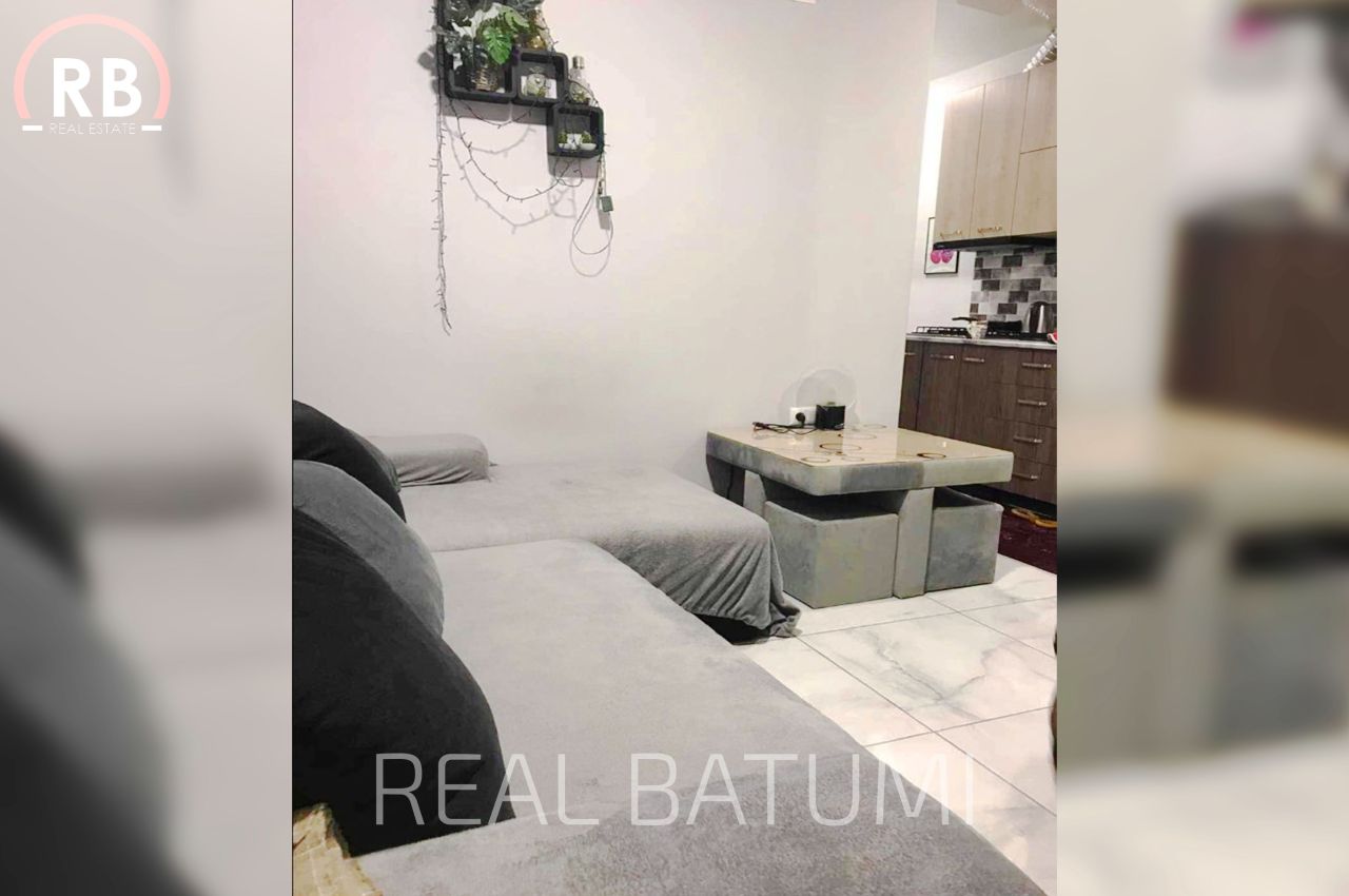 Flat in Batumi, Georgia, 42 m² - picture 2