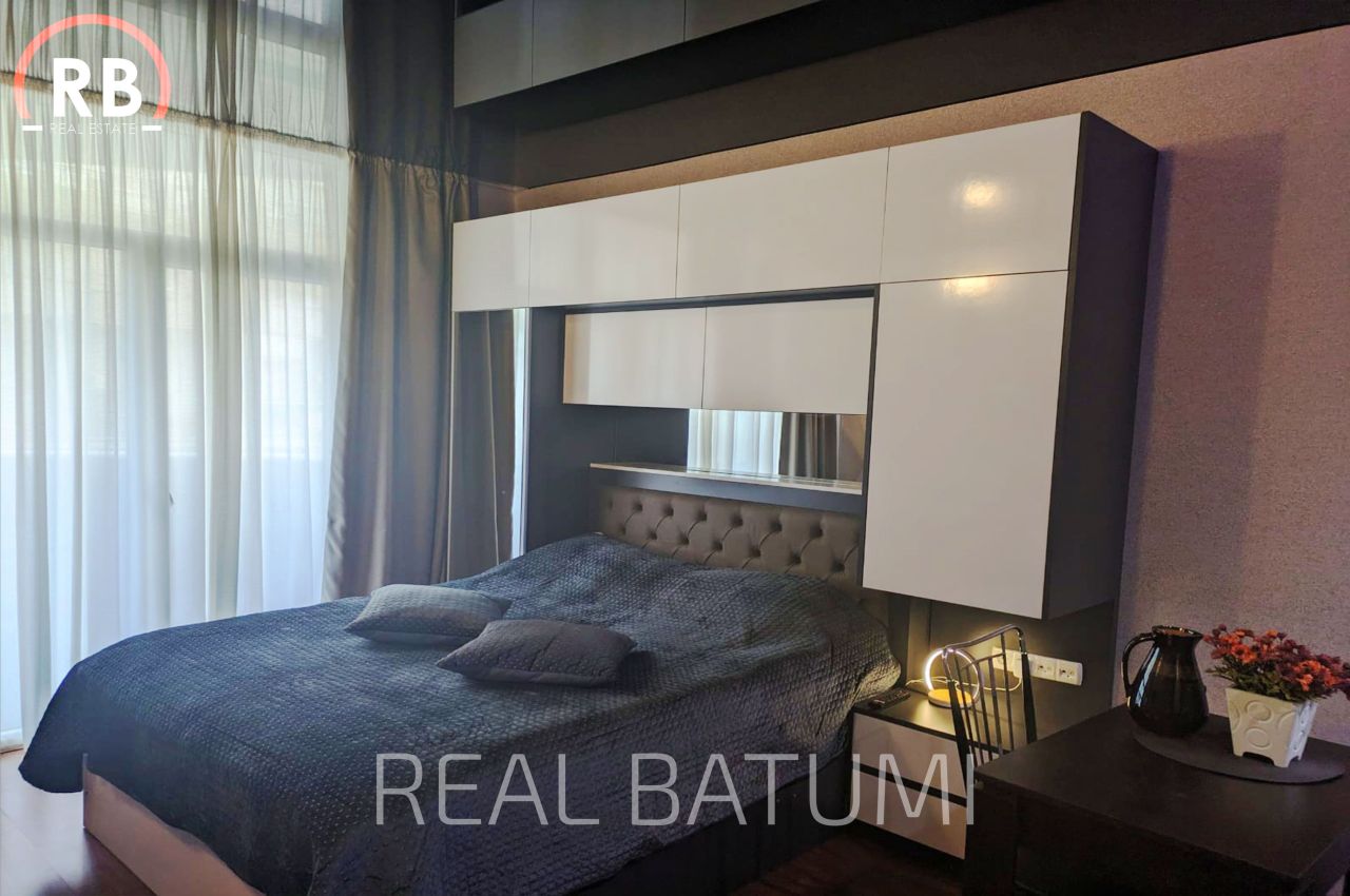 Flat in Batumi, Georgia, 28 m² - picture 2