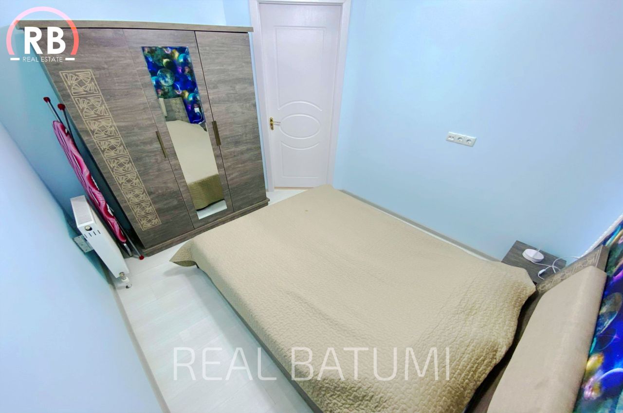 Flat in Batumi, Georgia, 51 m² - picture 4