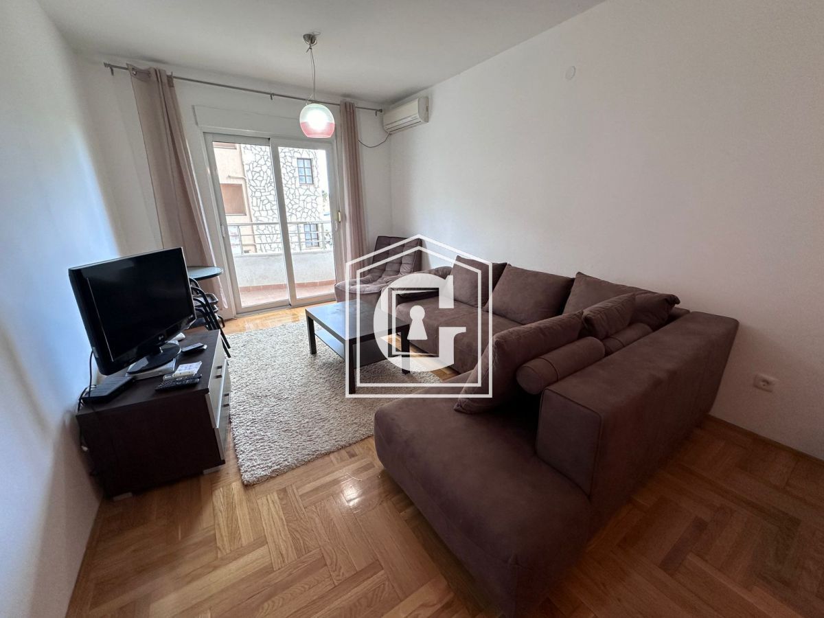 Appartement à Budva, Monténégro, 82 m² - image 1