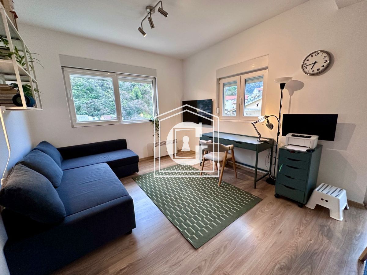 Apartamento en Becici, Montenegro, 55 m² - imagen 2