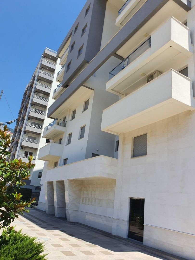 Wohnung in Budva, Montenegro, 95 m² - Foto 1