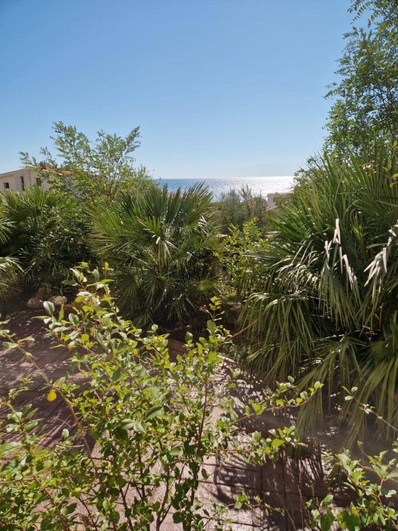 Appartamento a Petrovac, Montenegro, 90 m² - foto 3