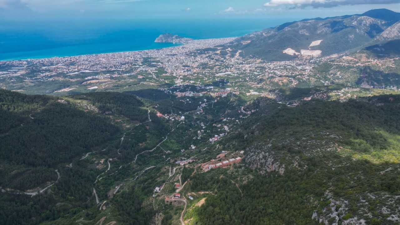 Terrain à Alanya, Turquie, 9 767 m² - image 16