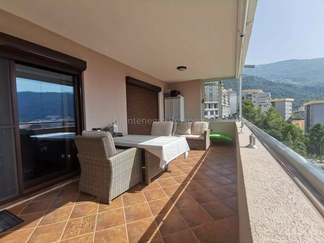 Wohnung in Budva, Montenegro, 110 m² - Foto 1