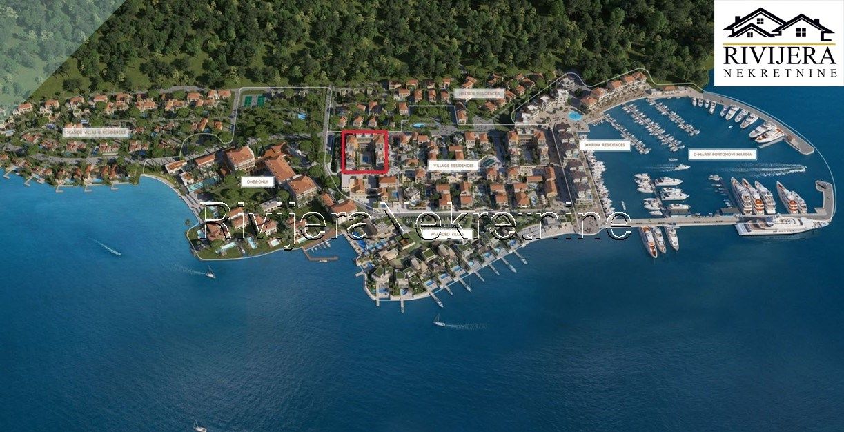 Appartement à Herceg-Novi, Monténégro, 87.7 m² - image 1