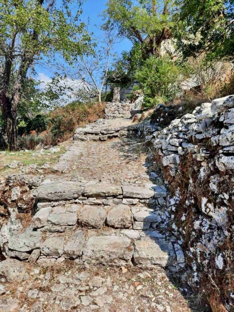 Maison à Stoliv, Monténégro, 180 m² - image 5