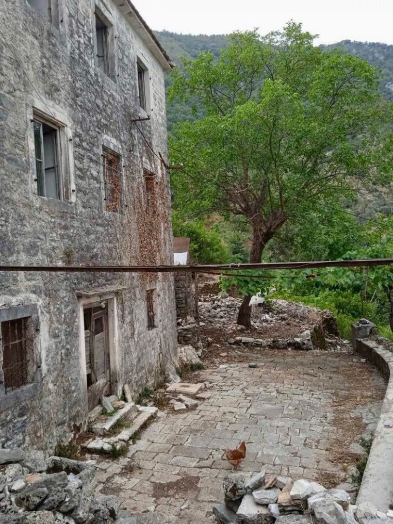 Maison à Stoliv, Monténégro, 180 m² - image 11