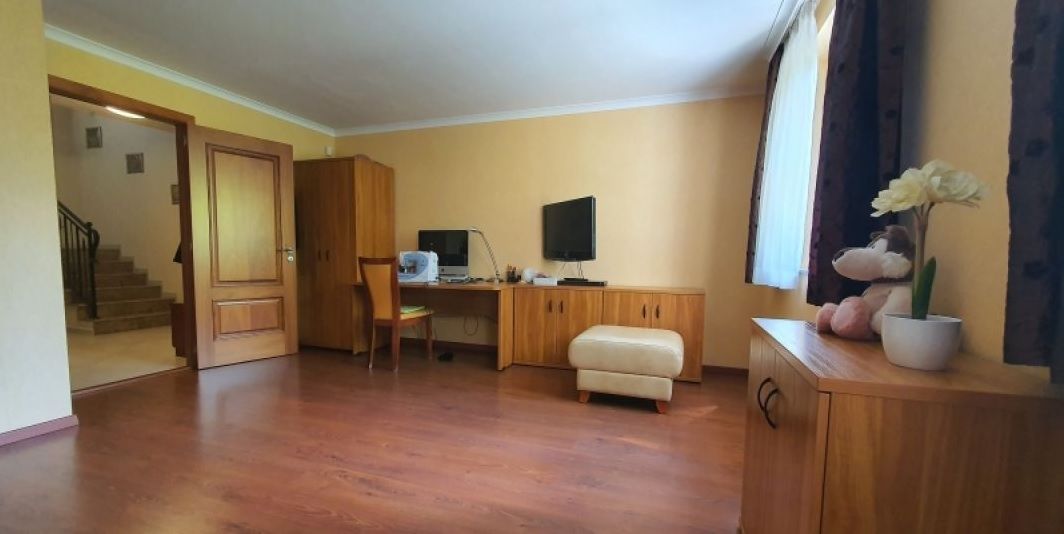 Villa en Budapest, Hungría, 273 m² - imagen 2