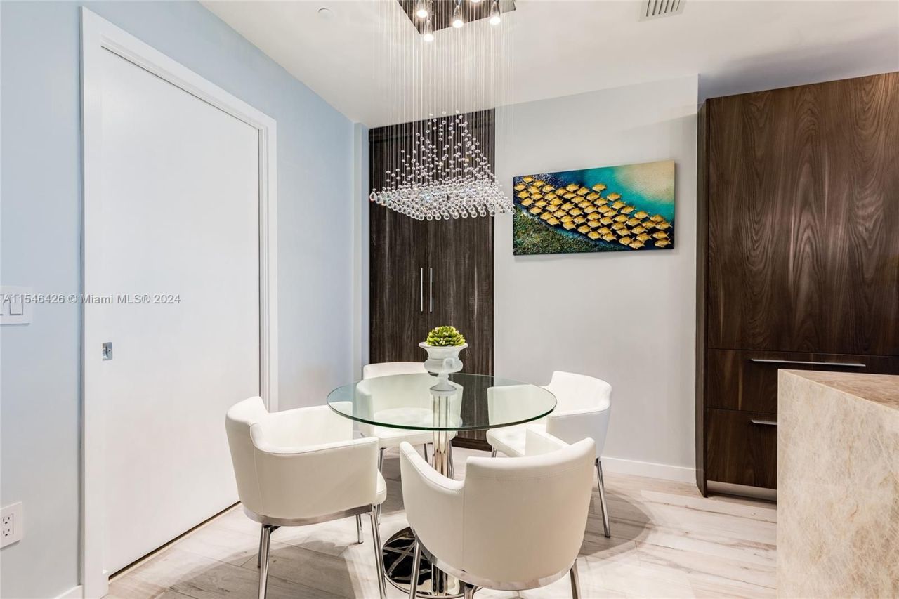 Piso en Miami, Estados Unidos, 110 m² - imagen 6