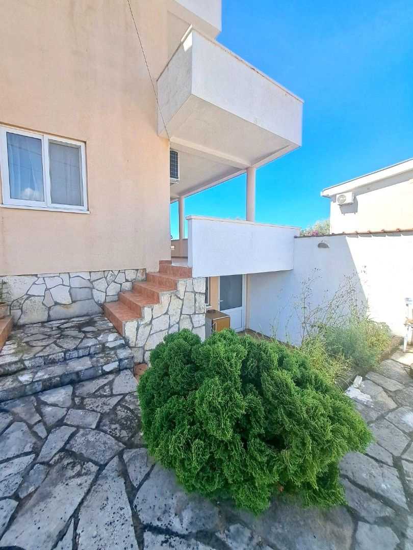 Casa a Utjeha, Montenegro, 250 m² - foto 3