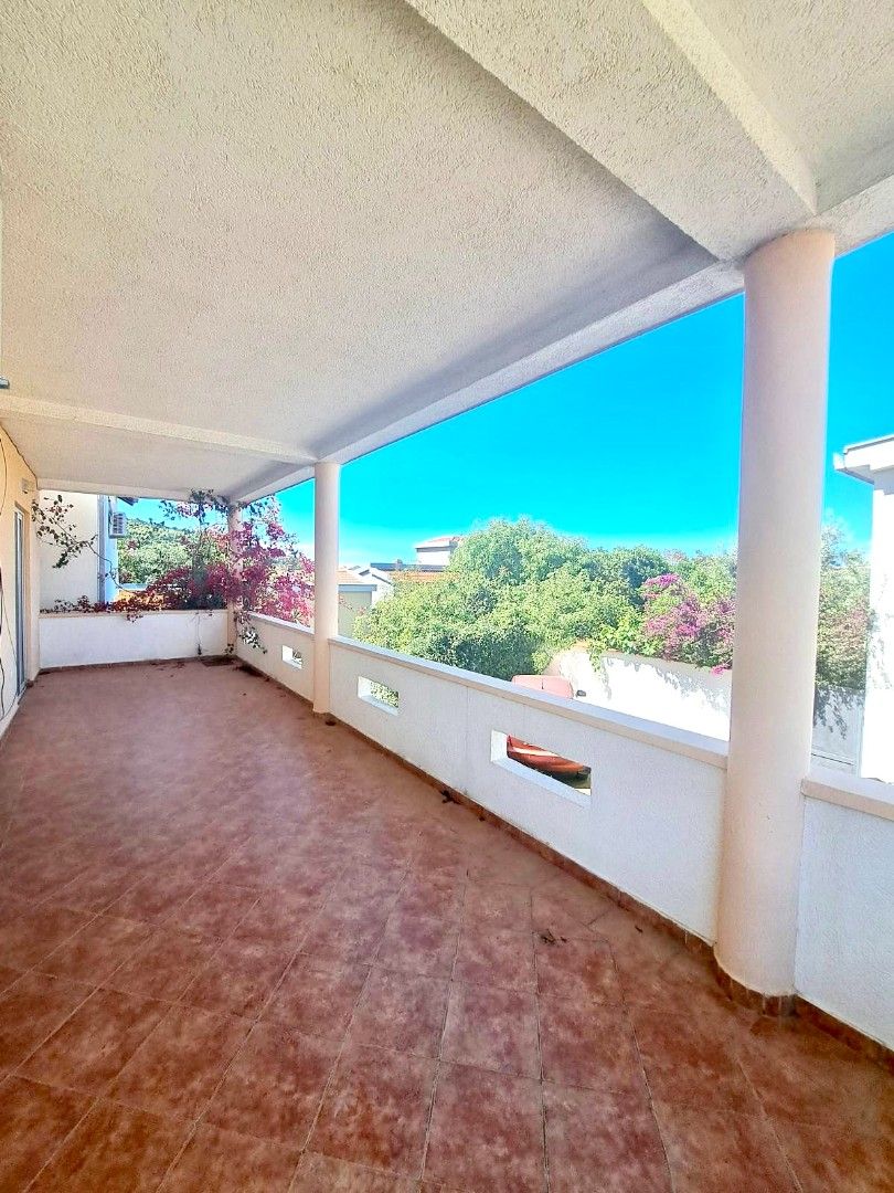 Casa a Utjeha, Montenegro, 250 m² - foto 5