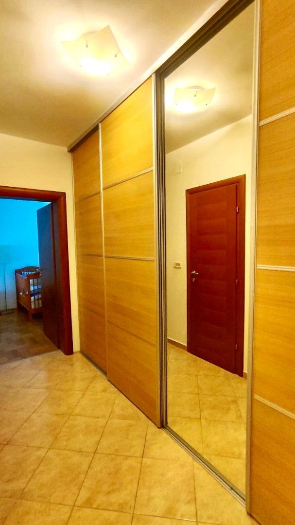 Flat in Petrovac, Montenegro, 90 m² - picture 9