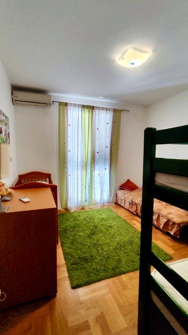 Flat in Petrovac, Montenegro, 90 m² - picture 19