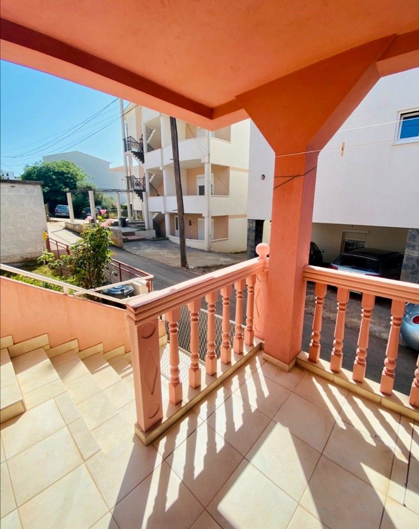 Maison à Dobra Voda, Monténégro, 111 m² - image 4