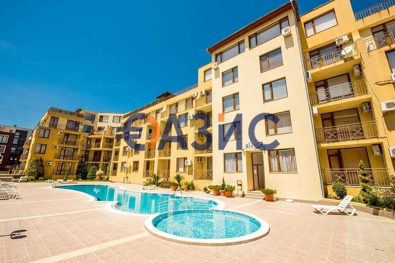 Appartement à Sveti Vlas, Bulgarie, 81.7 m² - image 1