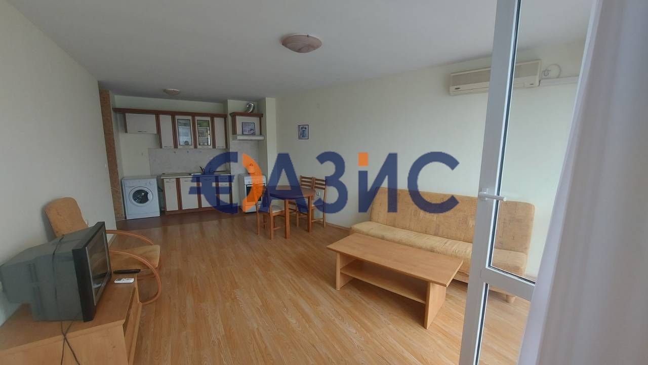 Apartamento en Elenite, Bulgaria, 107 m² - imagen 1