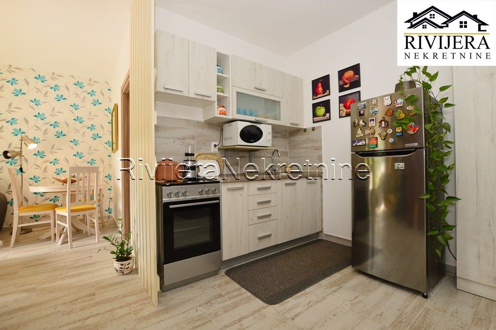 Flat in Herceg-Novi, Montenegro, 42 m² - picture 6