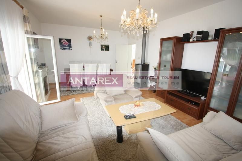 Villa in Kamenari, Montenegro, 309 m² - picture 6