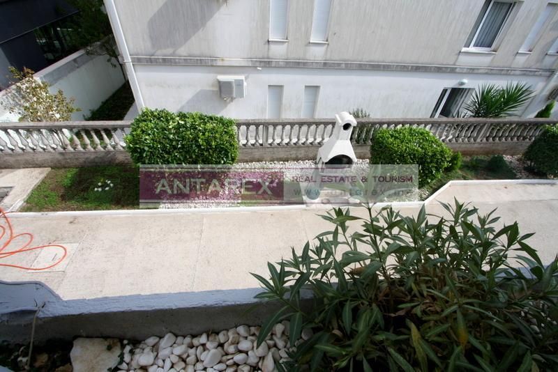 Villa in Kamenari, Montenegro, 309 m² - picture 15