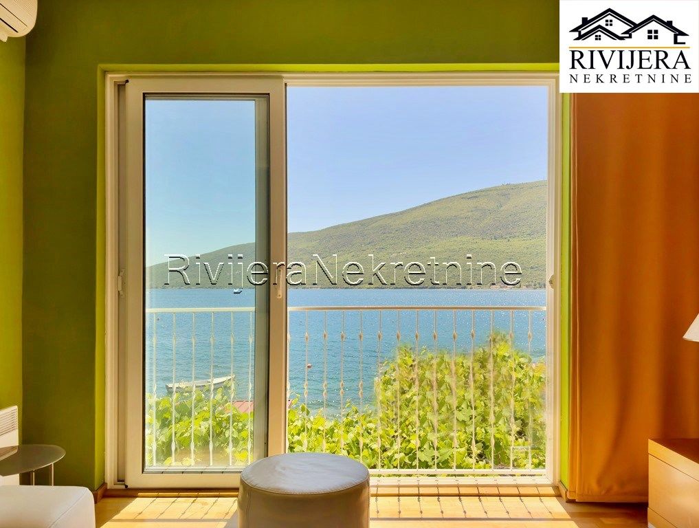 Flat in Herceg-Novi, Montenegro, 42 m² - picture 3