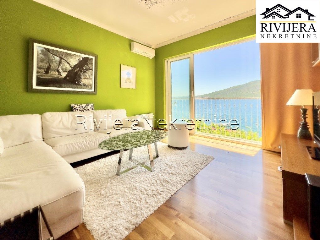 Wohnung in Herceg-Novi, Montenegro, 42 m² - Foto 1