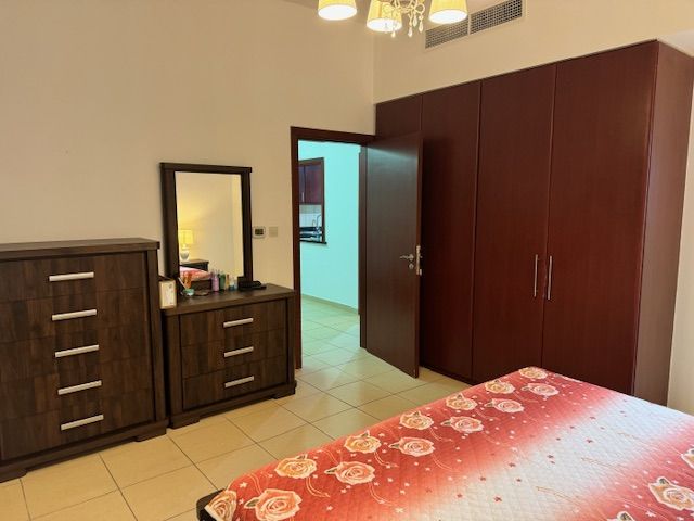 Apartment in Dubai, UAE, 110 m² - picture 10