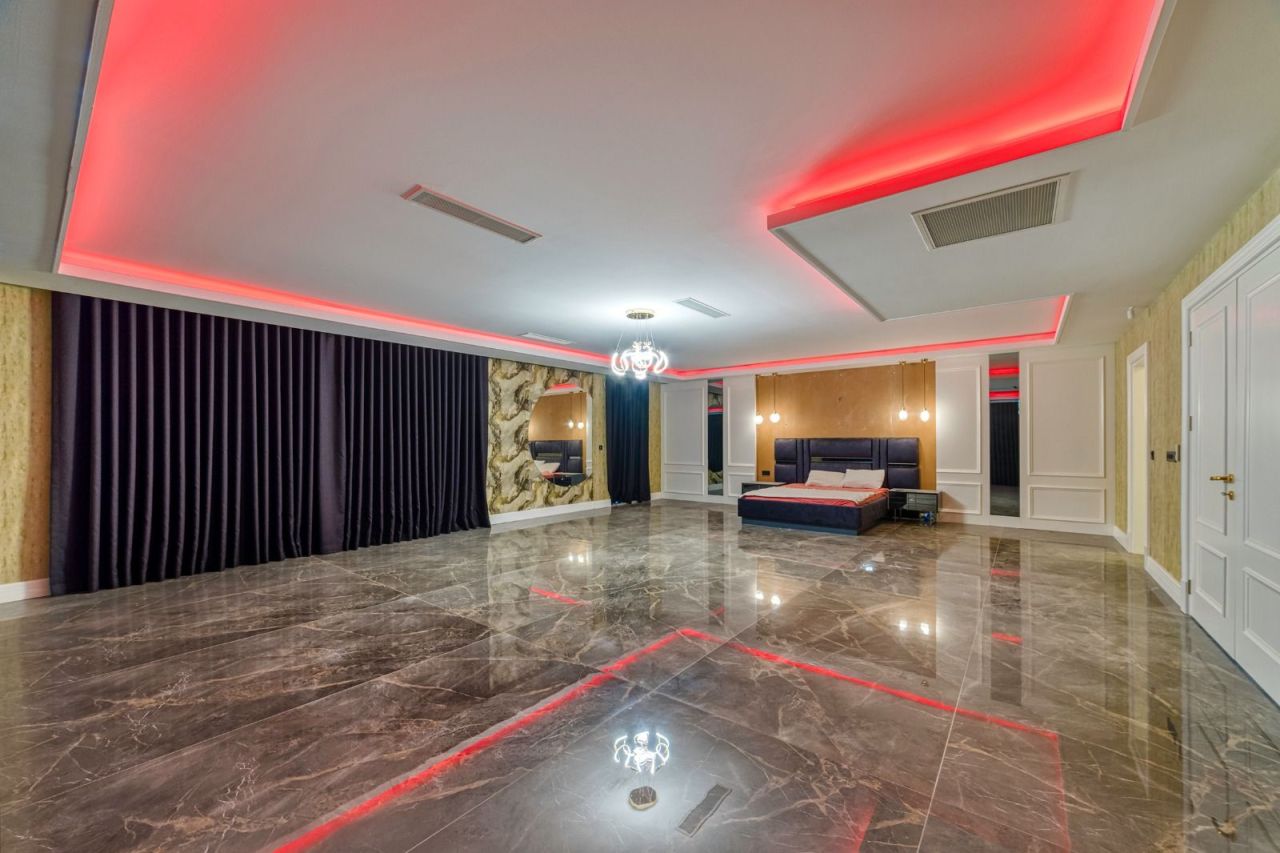 Villa in Alanya, Türkei, 2 000 m² - Foto 11