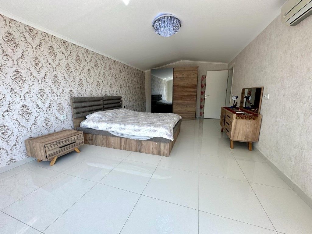 Apartment in Kestel, Turkey, 240 m² - picture 15