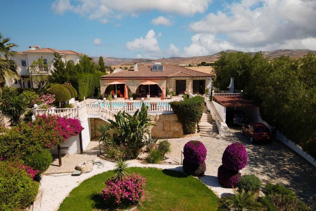 Appartamento a Paphos, Cipro, 202 m² - foto 1
