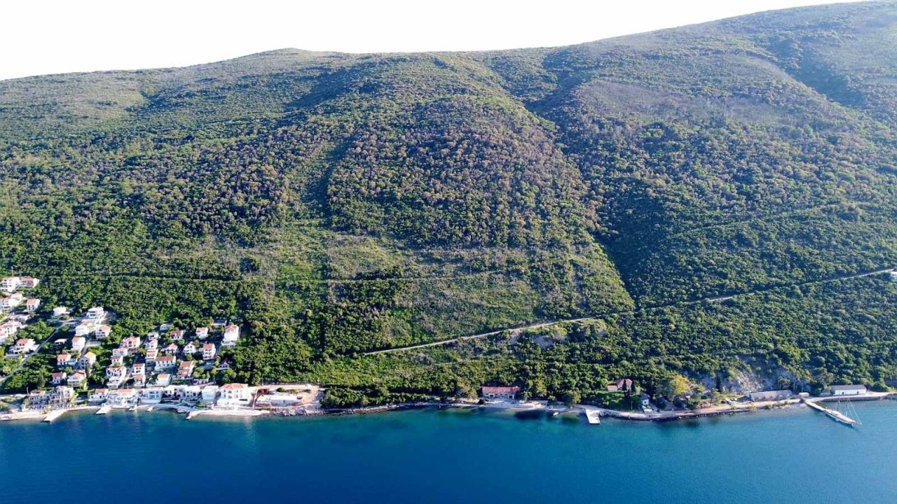 Terreno en Krasici, Montenegro, 18 187 m² - imagen 3