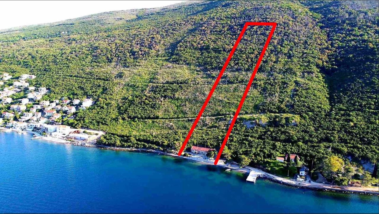 Land in Krasici, Montenegro, 18 187 m² - picture 1