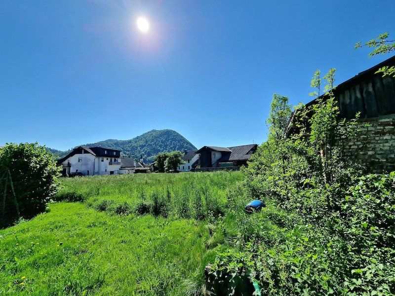 Land in Medvode, Slovenia, 1 428 m² - picture 1