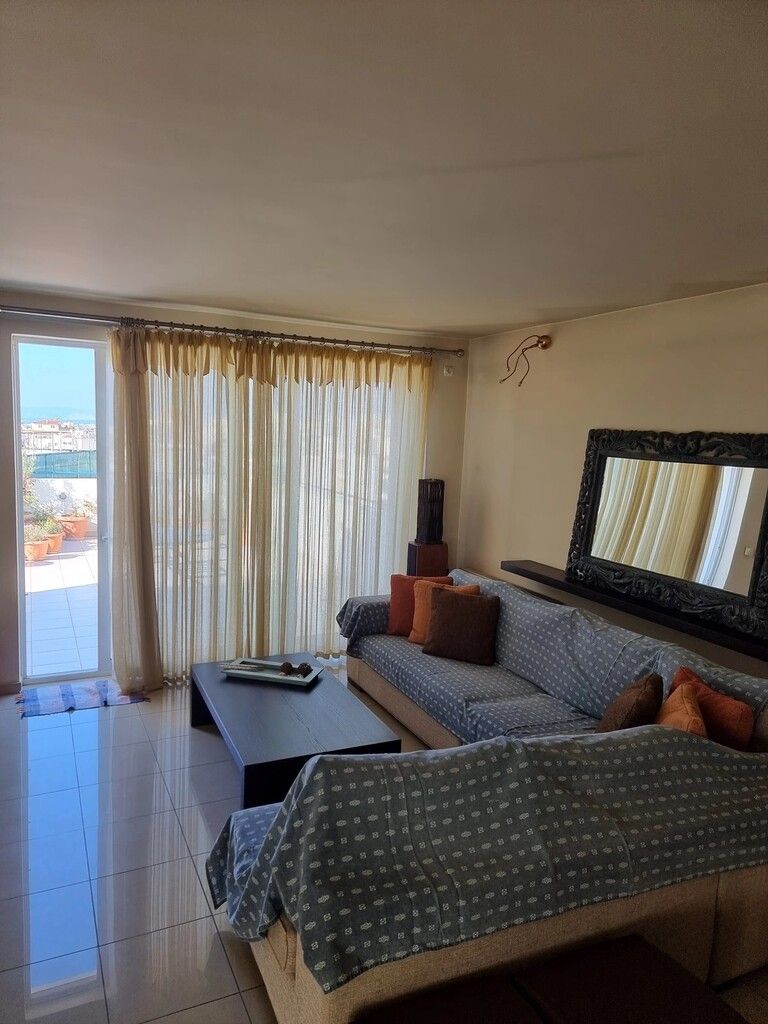 Maisonette en Atenas, Grecia, 240 m² - imagen 5